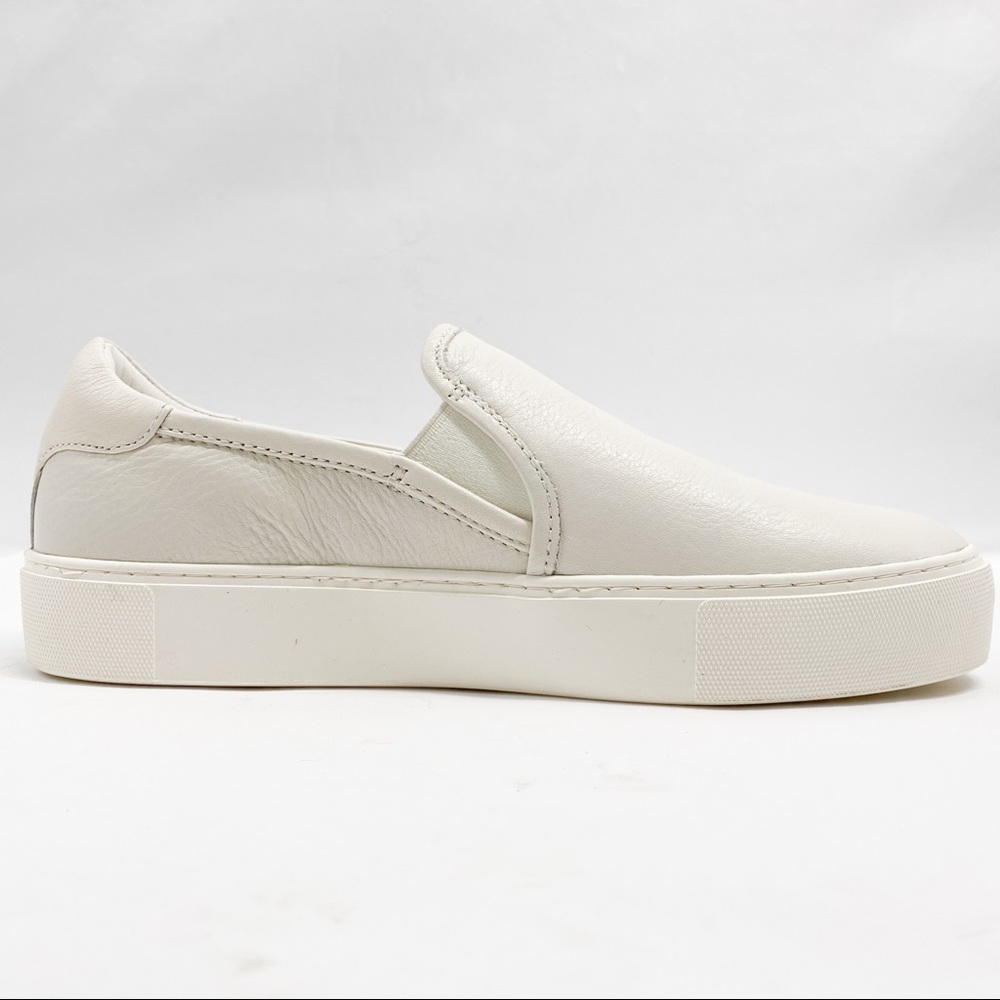 UGG Women's Jass Sneakers - Picture 3 of 10